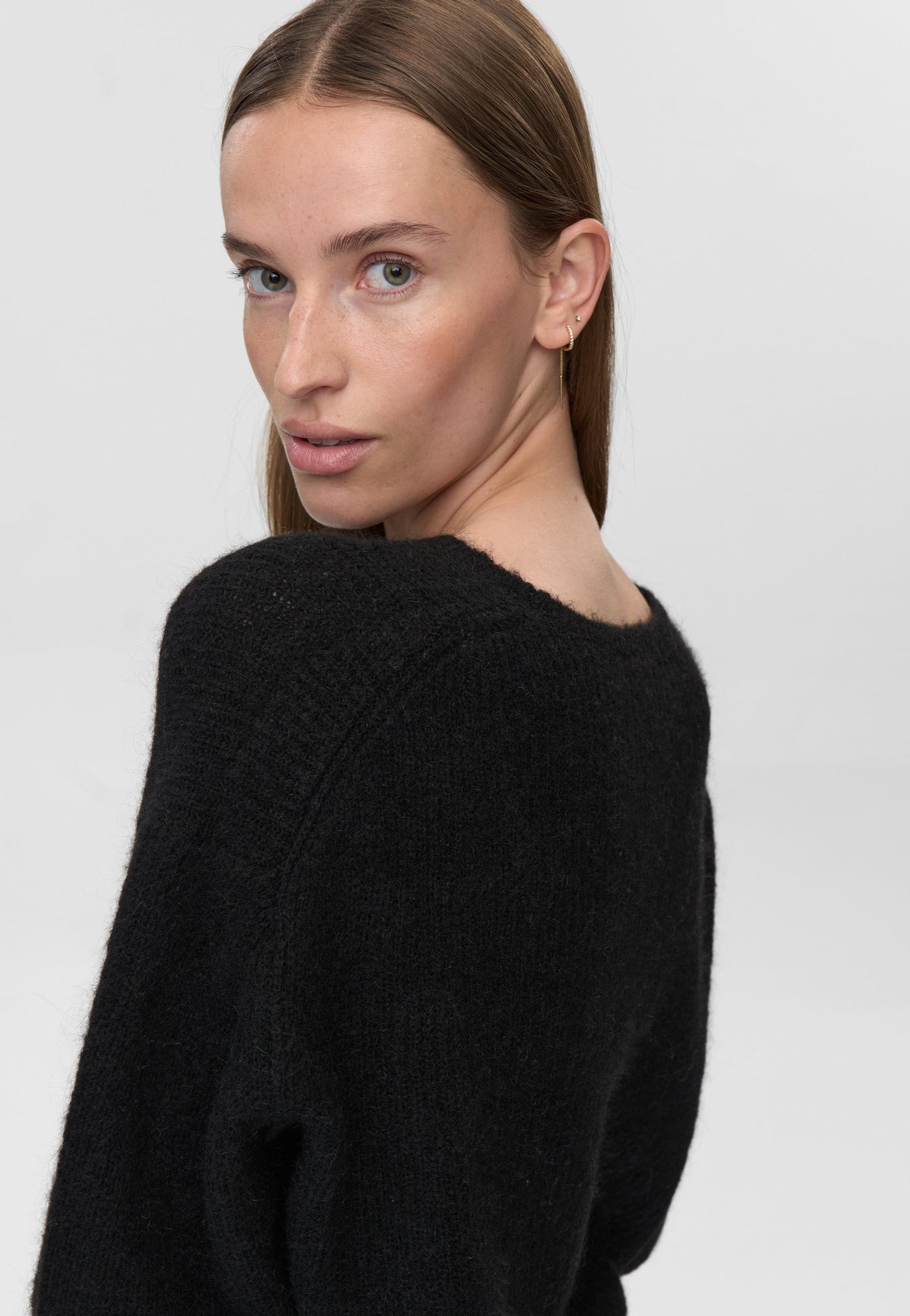 Freja™ | Calaha-tröja | Svart